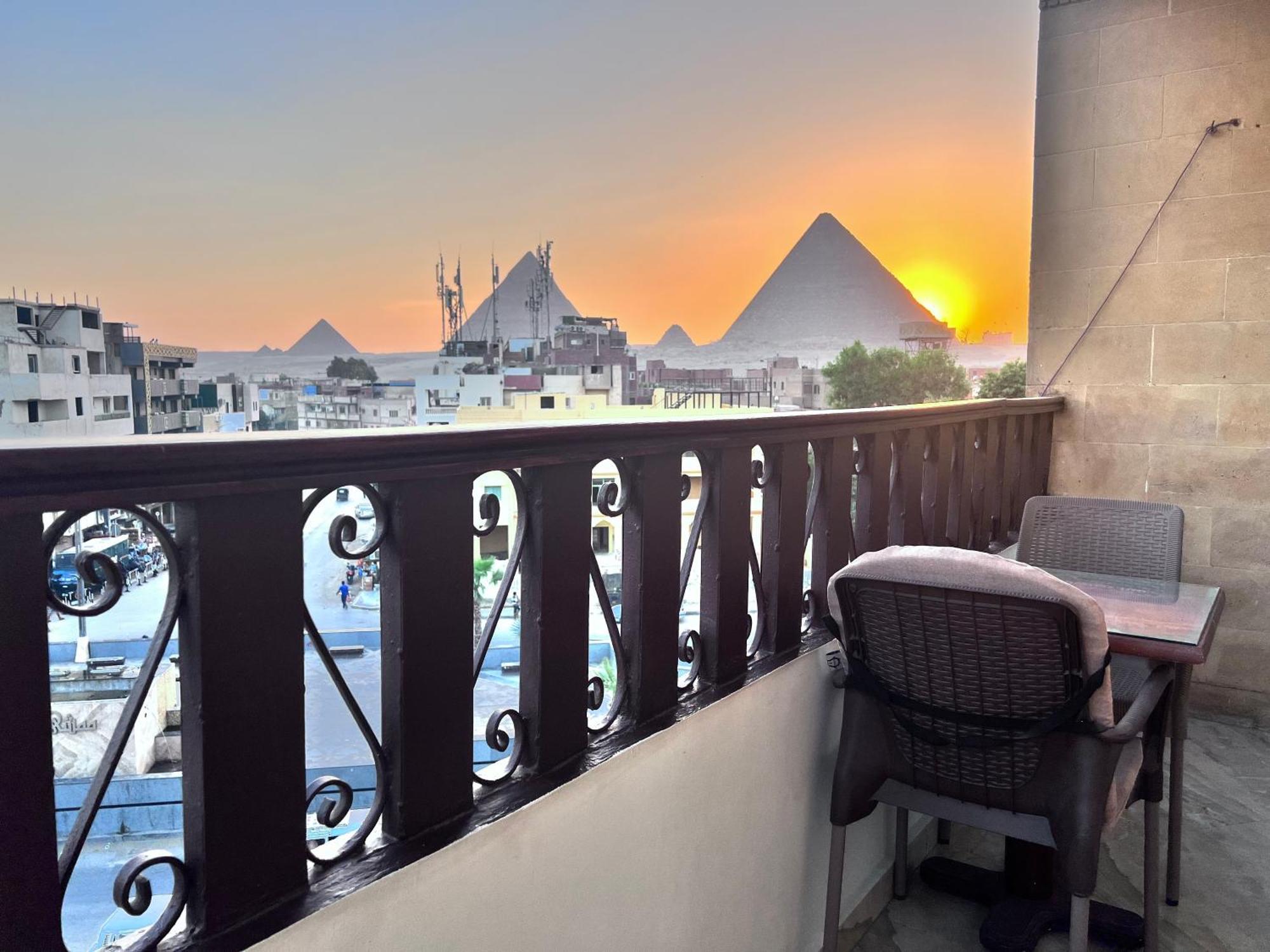 Kafret el-Gabal El Aida Pyramids View Hotel מראה חיצוני תמונה