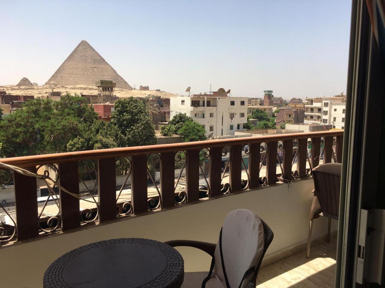 Kafret el-Gabal El Aida Pyramids View Hotel מראה חיצוני תמונה